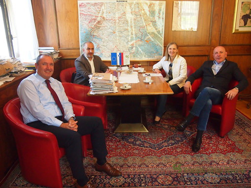 Dr. Andrej Simončič and Dr. Meta Čandek-Potokar (KIS) with guests Dr. Milan M. Petrović and Dr. Čedomir Radović from the Institute for Animal Husbandry