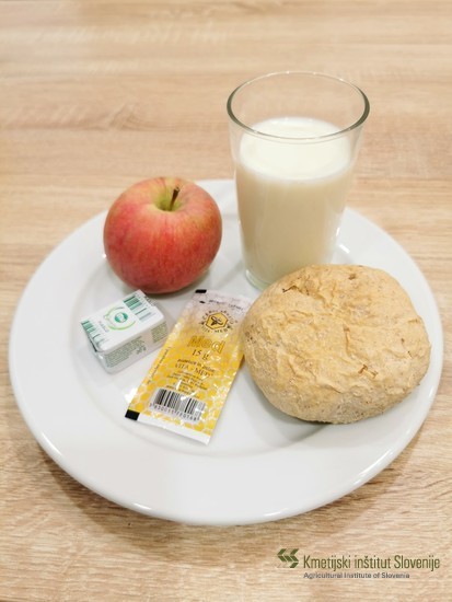 Tradicionalni slovenski zajtrk na KIS, 19. 11. 2021