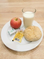 Tradicionalni slovenski zajtrk na KIS, 19. 11. 2021