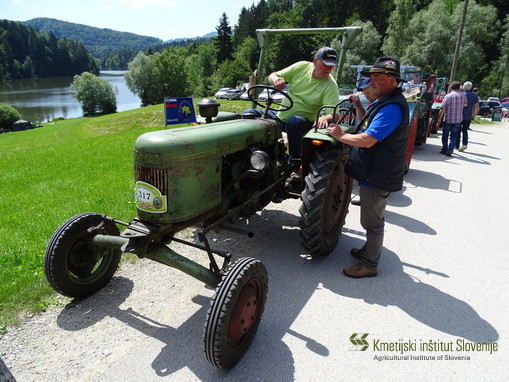 Društvo Stari traktor iz Most je na prireditev pripeljalo največ eksponatov