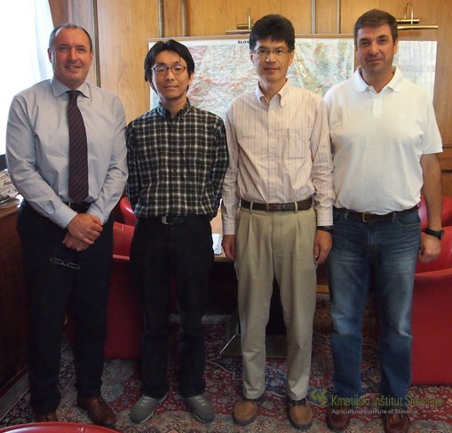direktor KIS izr. prof. dr. Andrej Simončič, Masatomo Kurushima, dr. Koji Murai in izr. prof. dr. Vladimir Meglič 