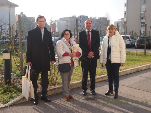 Gostji iz Ruske republike s predstavnikom veleposlaništva Ruske federacije v Sloveniji in direktorjem Kmetijskega inštituta Slovenije