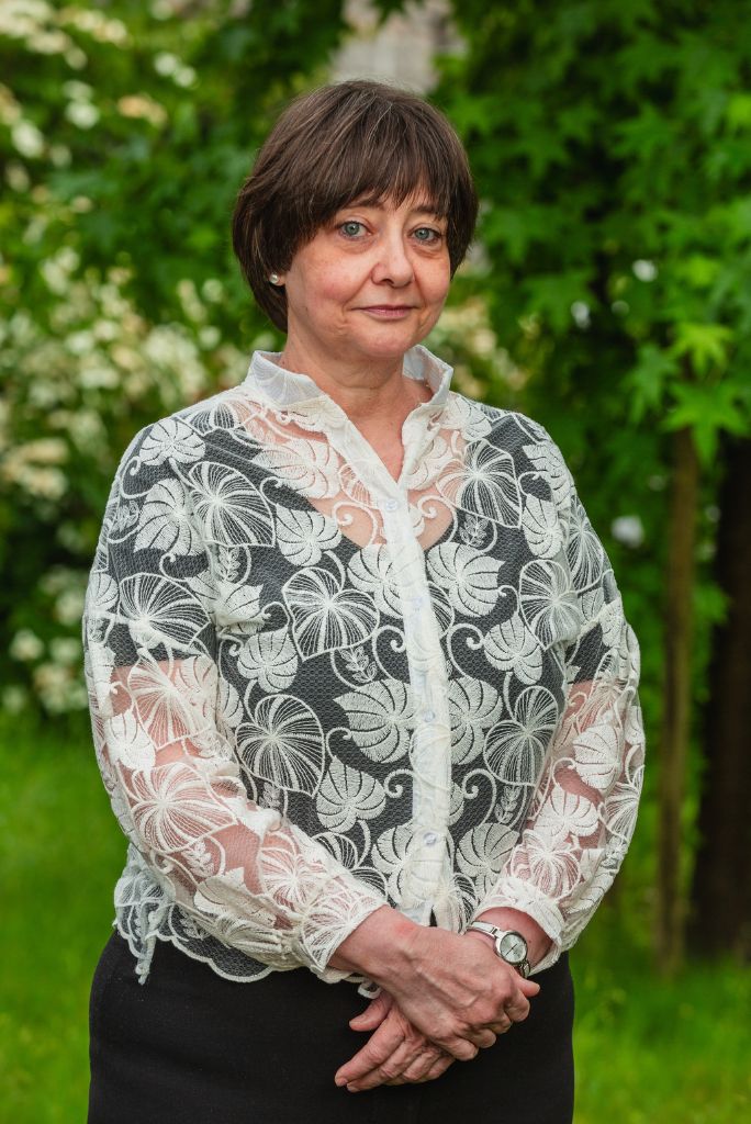 Dr. Helena Baša Česnik