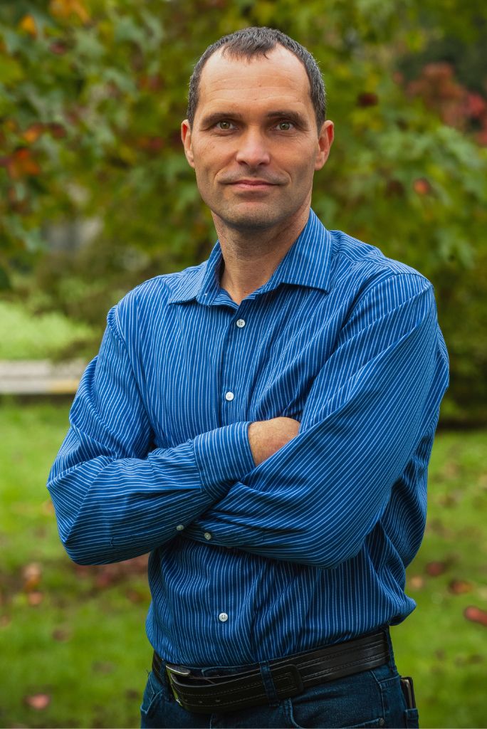 dr. Robert Leskovšek