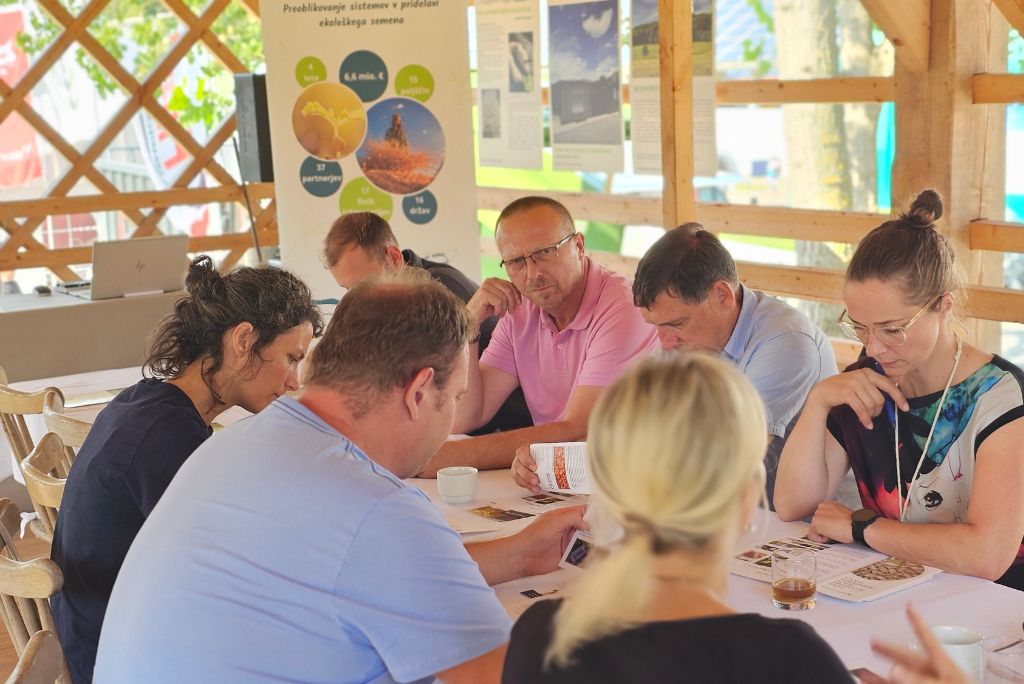 Udeleženci sestanka KIS Living Lab